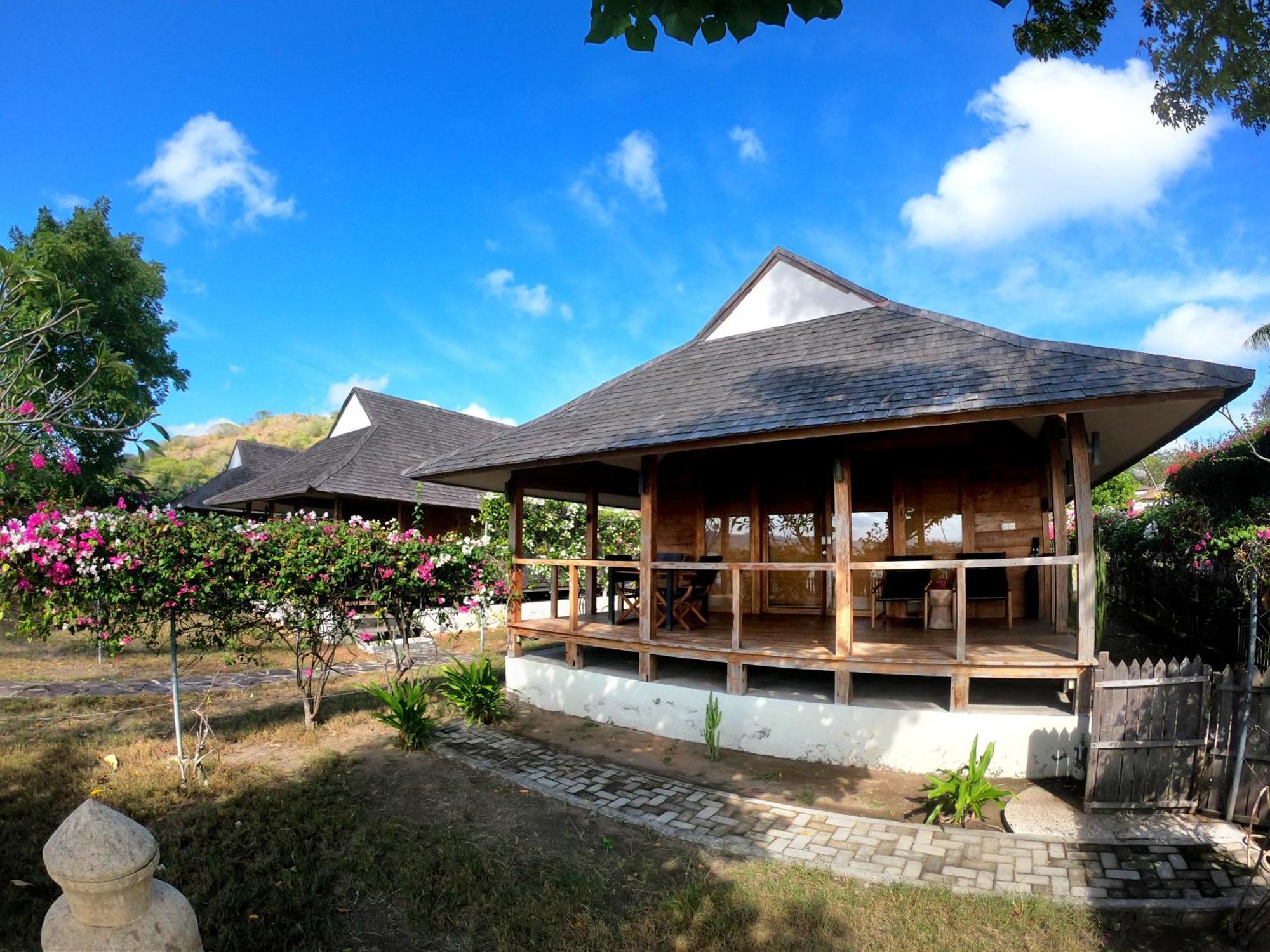 Kokomo Resort Gili Gede Extérieur photo